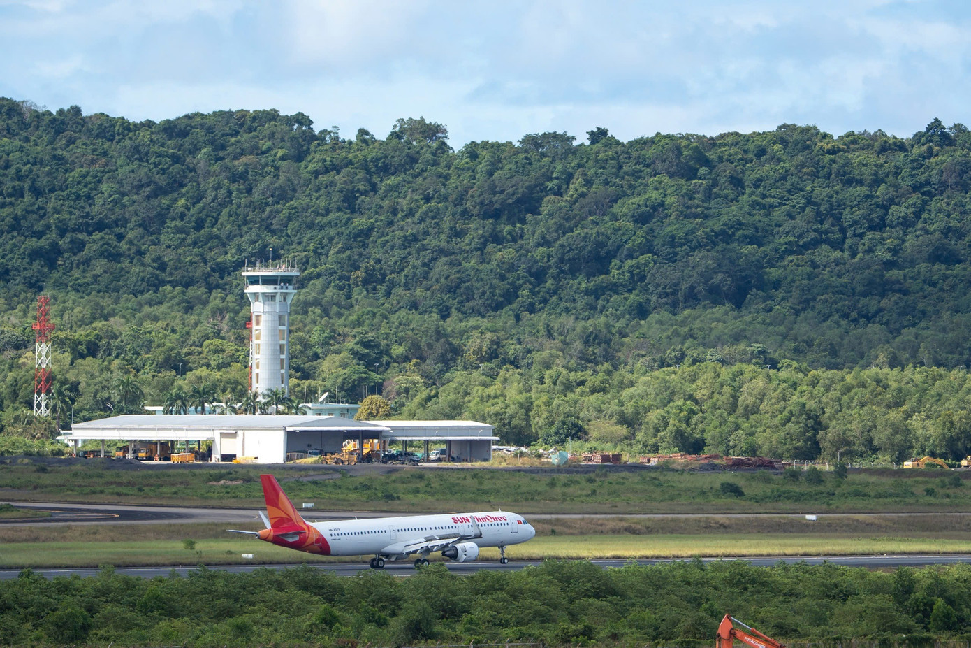 Chuyển giao sân bay Phú Quốc: Chưa có tiền lệ, vô cùng phức tạp - Ảnh 2