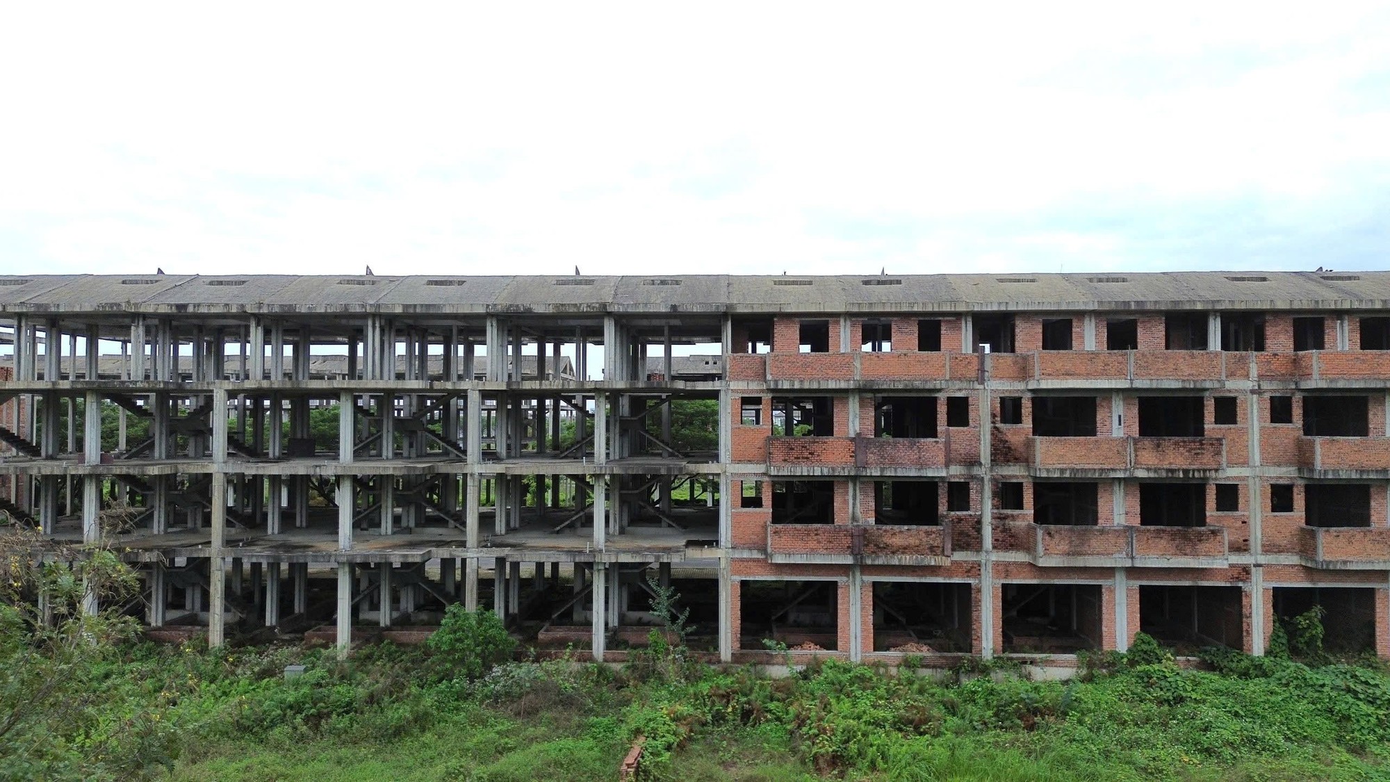 Cảnh dang dở ở dự án khu đô thị sinh thái gần 4.500 tỷ đồng ở Đà Nẵng - Ảnh 10