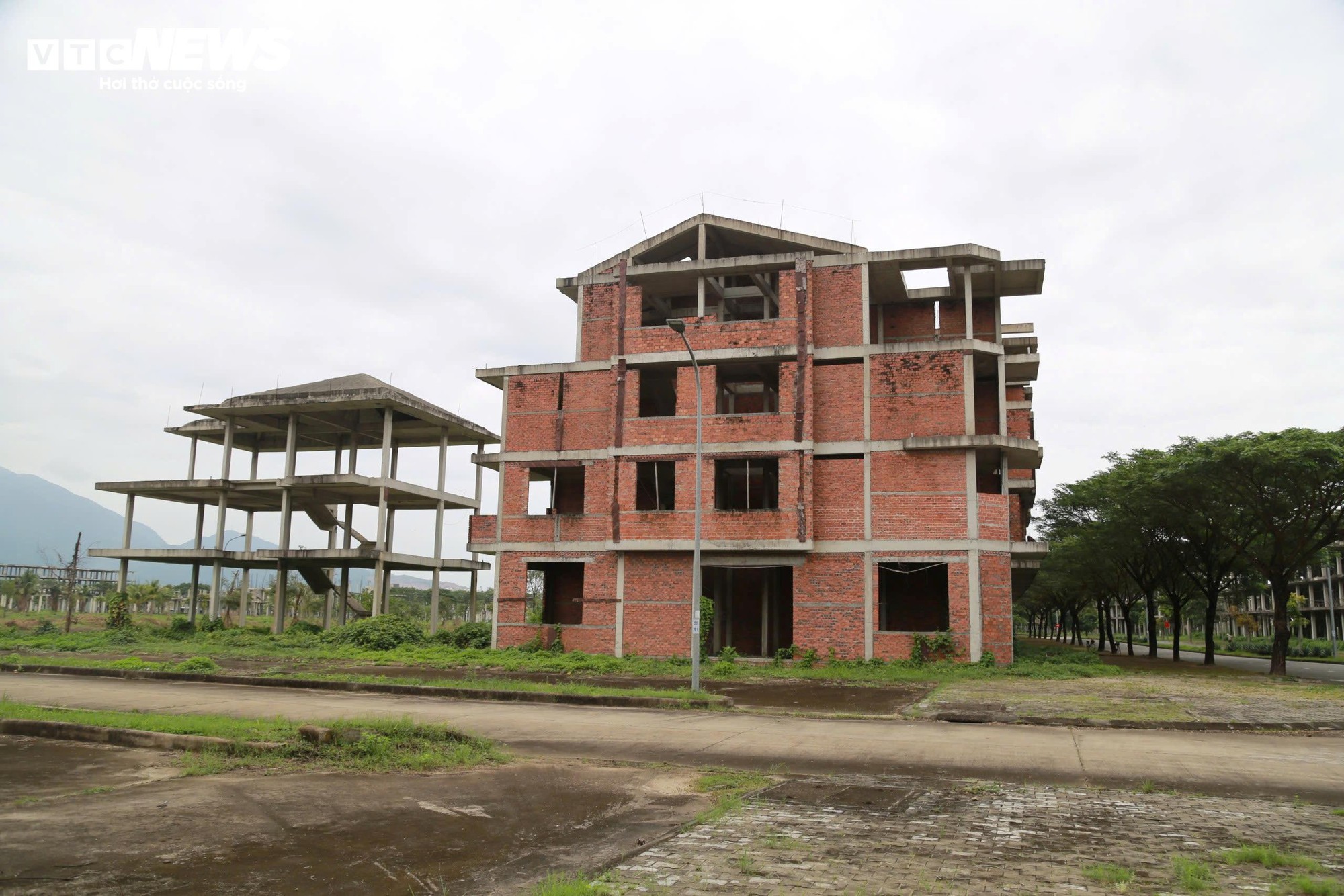 Cảnh dang dở ở dự án khu đô thị sinh thái gần 4.500 tỷ đồng ở Đà Nẵng - Ảnh 6