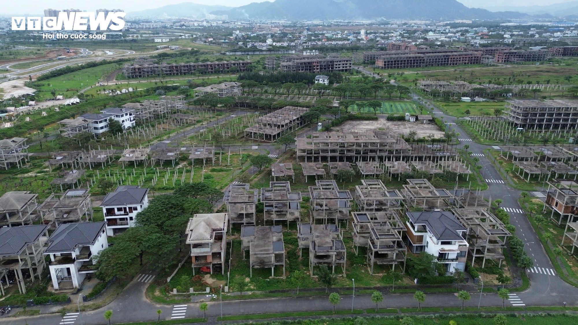 Cảnh dang dở ở dự án khu đô thị sinh thái gần 4.500 tỷ đồng ở Đà Nẵng - Ảnh 2