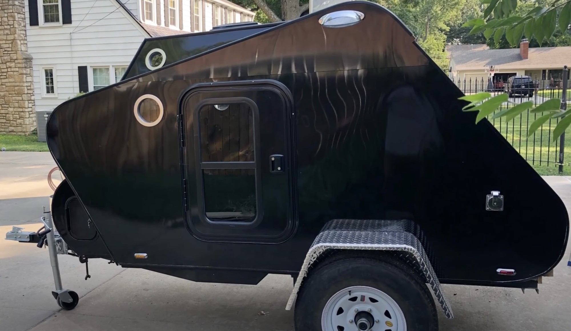 Thiết kế nhà "độc, lạ" - Ảnh 18