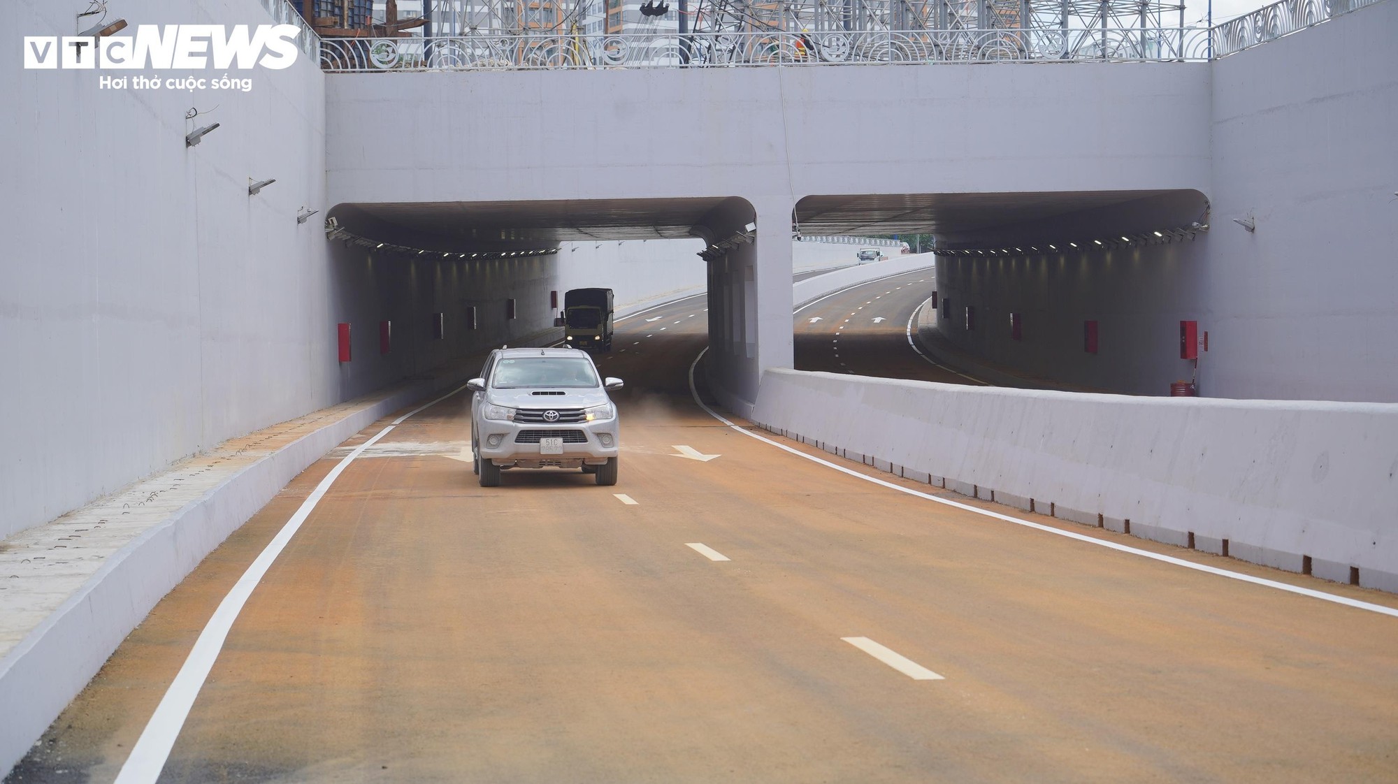 Hầm chui cuối cùng tại nút giao hiện đại nhất TP.HCM trước ngày thông xe - Ảnh 6