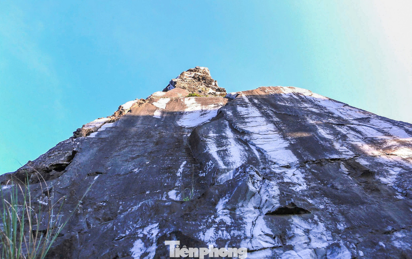 Chủ đầu tư nói về diện mạo ‘sáng trắng’ của hòn Vọng Phu sau khi gia cố 17 tỷ đồng - Ảnh 7