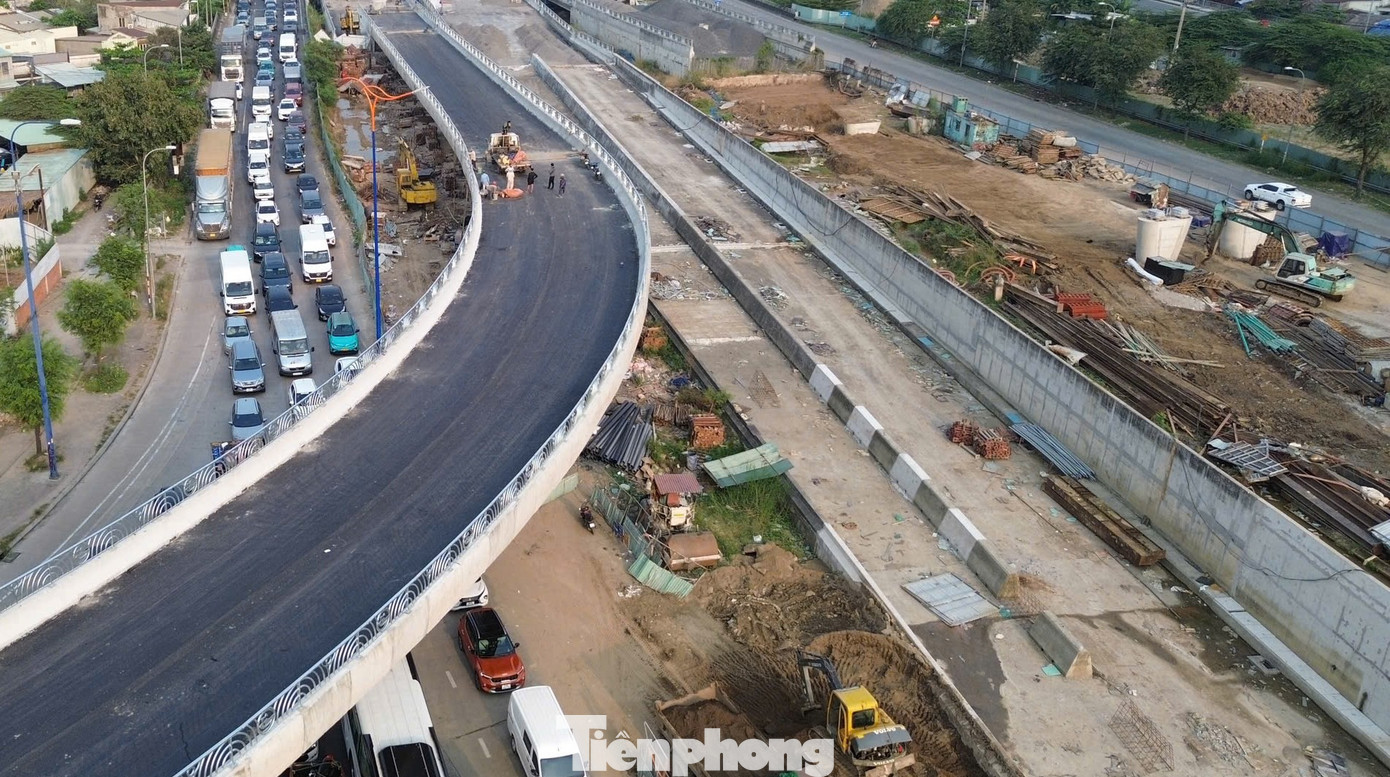 Thi công xuyên Tết tại các dự án trọng điểm TPHCM - Ảnh 3