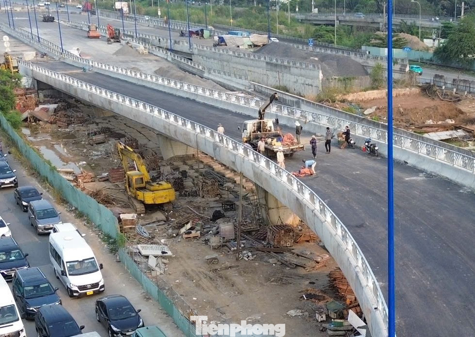 Thi công xuyên Tết tại các dự án trọng điểm TPHCM - Ảnh 6