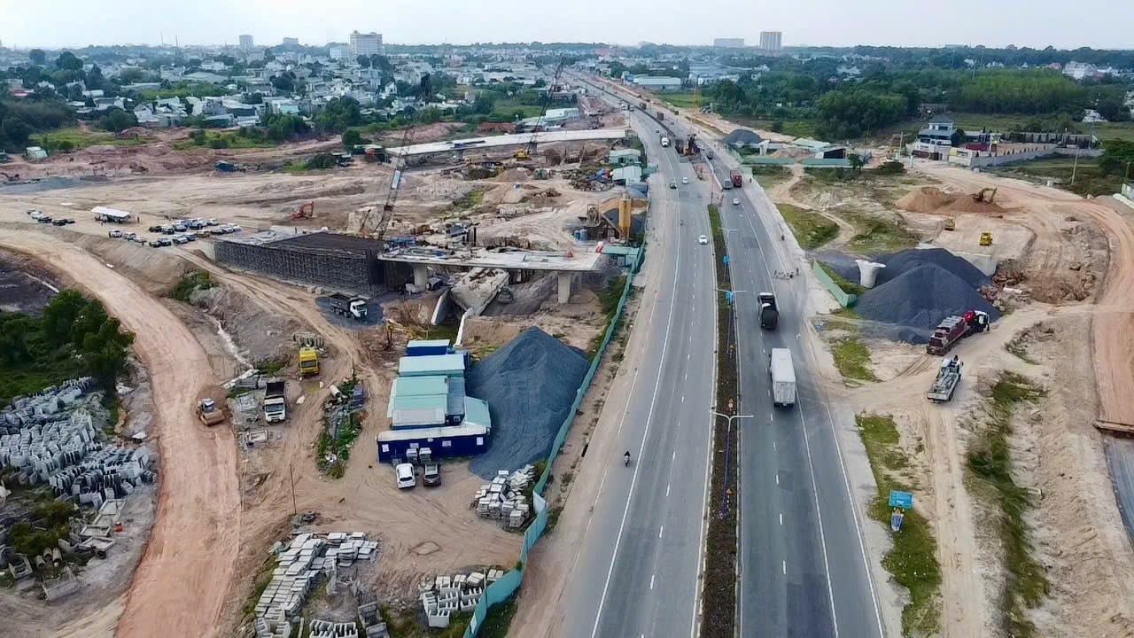 Hạ tầng tái định hình bản đồ bất động sản công nghiệp phía Nam - Ảnh 1