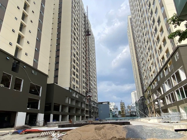 Bác thông tin NOXH ngay trung tâm TP.HCM giá chỉ hơn 20 triệu đồng/m2 - Ảnh 1