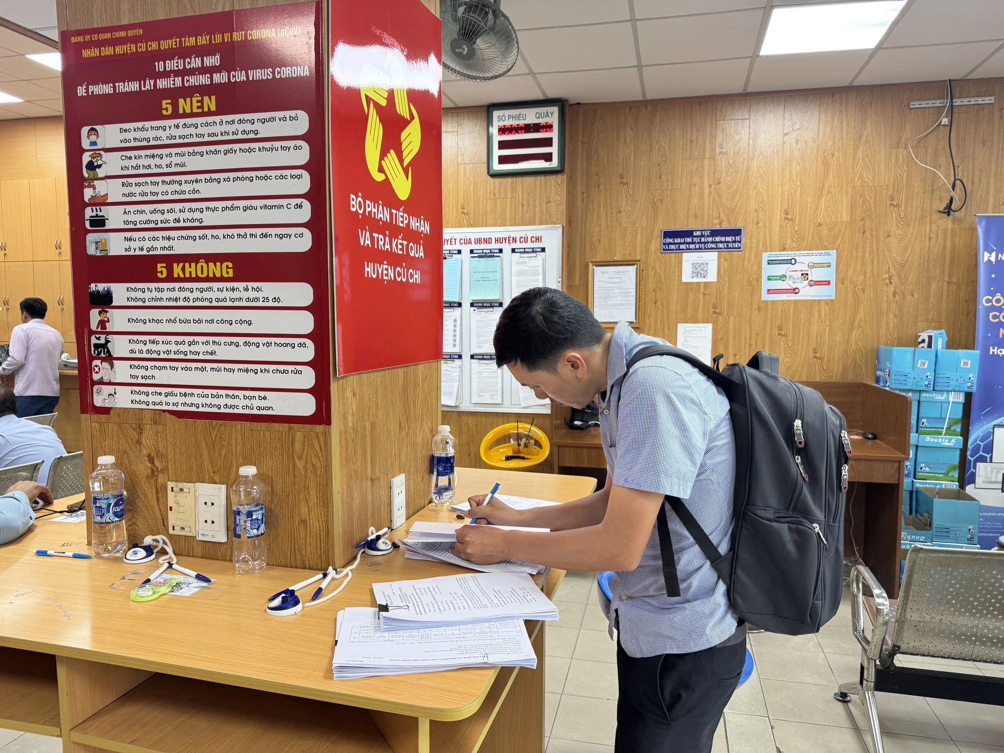 Mướt mồ hôi với các tờ khai thuế - Ảnh 2