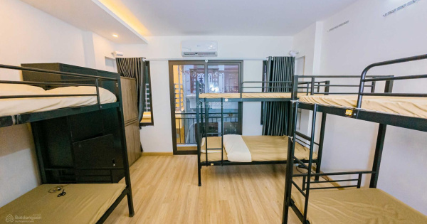 Nhà trọ/ homestay ở ghép cao cấp Lạc Long Quân Tây Hồ giá 1.600k/tháng/ người bao full