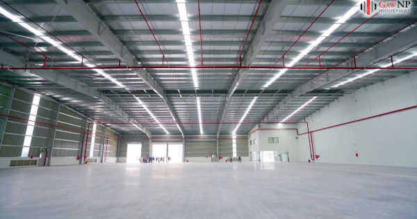 Cần chuyển nhượng nhà máy DT đất 5000m2 xưởng 3000m2 PCCC tự động nghiệm thu khung zamil điện 3 pha