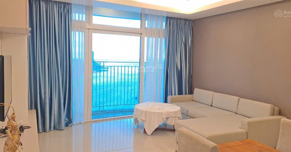 Cho thuê CH Azura 2PN, 95m2 NT sạch đẹp, giá 30tr/tháng. LH: 0911 299 *** Ms Linh (English below)