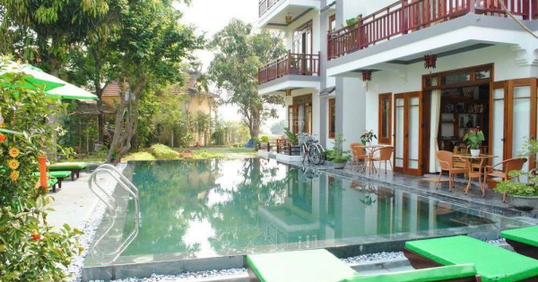 Villa view sông - view làng rau Trà Quế - gần phố cổ Hội An - DT 924m2 - 3tầng