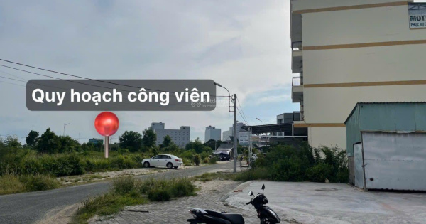 BÁN GẤP CẶP NỀN ĐỐI DIỆN CÔNG VIÊN SÁT CHỢ ĐÊM CÓ SẲN BẢN VẼ XÂY KHÁCH SẠN GIÁ NGỘP