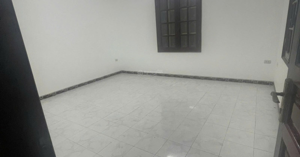 Bán Gấp nhà Phố Kim Mã - Diện tích 80m2 , MT 5m2 , xây dựng 5 tầng