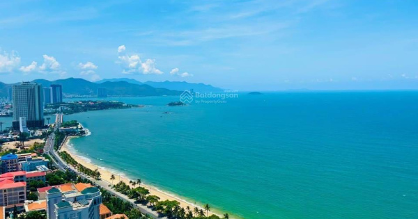 Chính chủ cần bán căn hộ Gold Coast 2 phòng ngủ view biển thành phố Nha Trang . Giá 5 tỷ