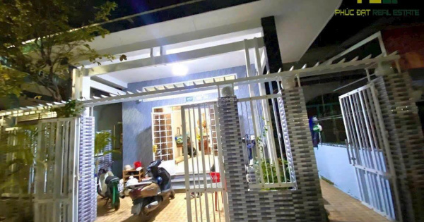 Bán nhà cấp 4 chợ Bùi Thái Tam Hoà 3.4 tỷ 130m2 SHR TC full