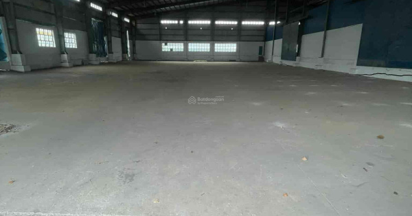 Bán nhà xưởng 2800/7500m2 giá tốt trong KCN Đức Hoà I - Hạnh Phúc, Long An