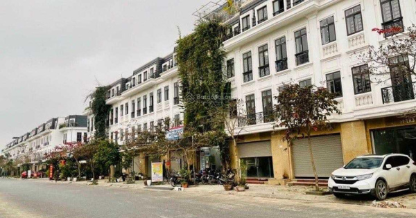 CẦN BÁN CĂN SHOPHOUSE HOÀNG HUY AN ĐỒNG AN DƯƠNGĐÃ HOÀN THIỆN GIÁ CHỈ 7,x TỶ LH 0979 087 ***