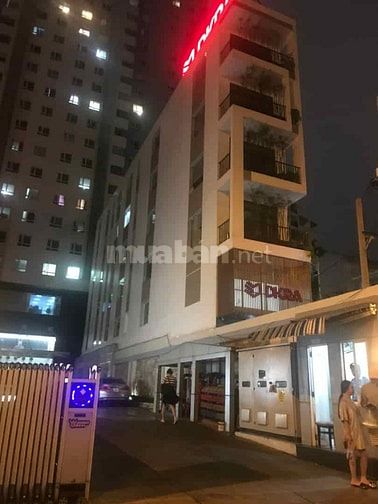 Cho thuê nhà mặt tiền 420 Võ Văn Kiệt, Q1, DTSD 900m2, trệt + 6 lầu