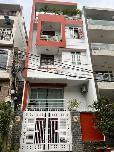 Bán nhà KDC Trung Sơn. DT 6x20m 1 hầm 3 lầu ST. Giá 17.5 tỷ