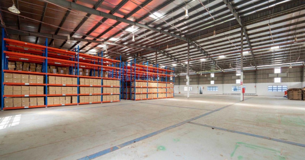 Bán gấp kho xưởng KCN Nhơn Trạch 2, mặt đường có 4 cổng vào. Tổng DTKV: 63.700m2 (DTDX: 20.000m2)