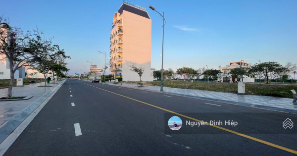 Chính chủ bán 140m2 D3 hướng phố Ocean Dunes Phan Thiết