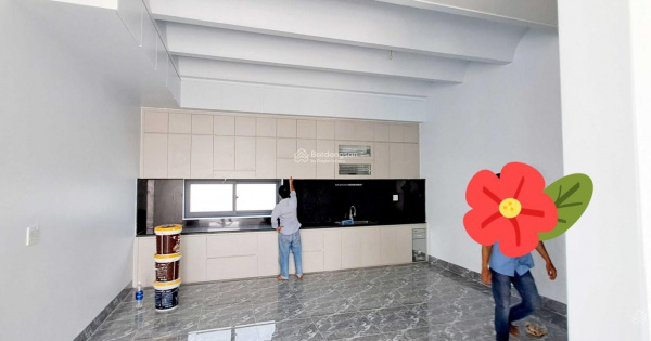 Giảm 4 tỷ, ngộp bank, gấp bán 2363.3m2 kho xưởng & nhà cấp 4, Lấp Vò, Đồng Tháp. Giá mới 22.9 tỷ