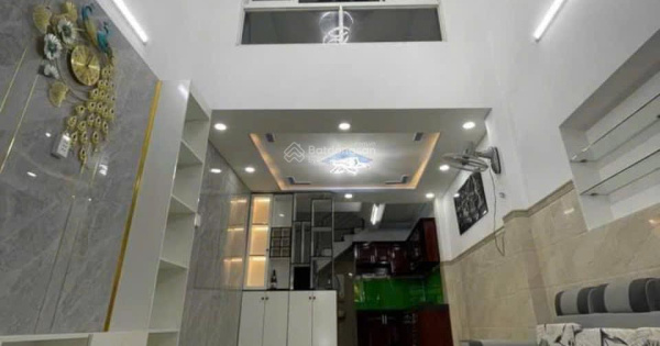 Nhà bán mới đẹp, 3 tầng 52m2 full nội thất - 3 PN, 4 Wc. Hẻm ngay Cư xá và đường Bùi Minh Trực P5Q8