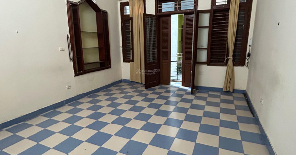 Cho thuê nhà 4 tầng 120m2 làm homestay or văn phòng