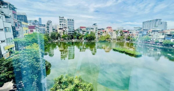 Bán nhà Đội Cấn, 8 tầng, view hồ đẹp như trong phim. Ảnh và TT thật 100%