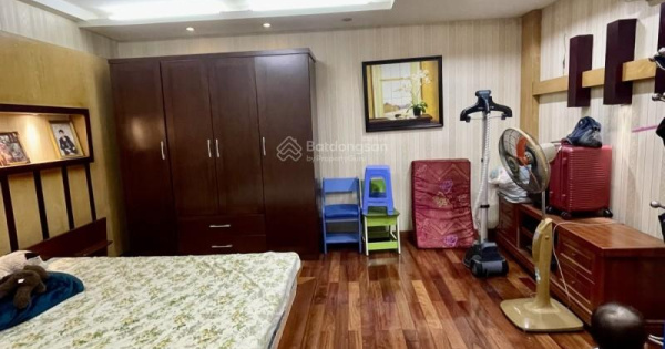 bán nhà 2 mặt phố quang trung + lý thường kiệt hà đông, vỉa hè rộng