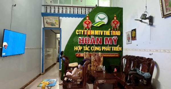 Bán nhà cấp 4 và nhà xưởng góc 2 mặt tiền buôn bán, 12m x 20m, chỉ 5tỷ8