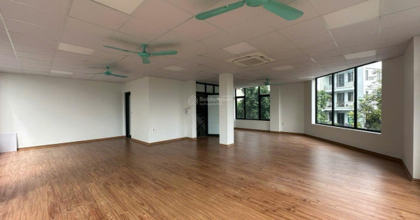 Cho Thuê Tòa Văn Phòng- Mặt Phố Hoàng Như Tiếp - 125M2- 6 Tầng, Thang Máy