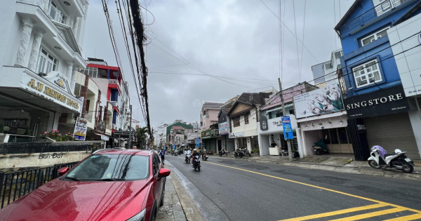 Bán nhà đất mặt tiền đường Bùi Thị Xuân, Đà Lạt - Vị trí đắc địa, kinh doanh thuận lợi