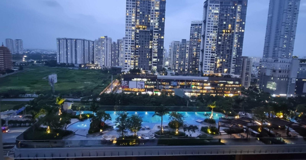 Độc quyền Cho thuê căn hộ 2 PN 73 m2 Ko nội thất tại Lumiere Riverside Thảo Điền Q2 view hồ bơi