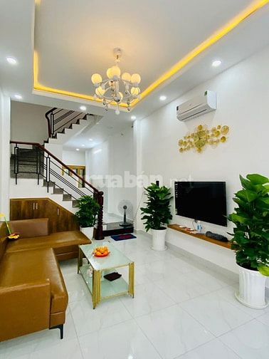 bán nhà gấp xây 1lầu 80m2 chỉ 1tỷ9 ngay  Phùng Hưng Trảng Bom đòng nai