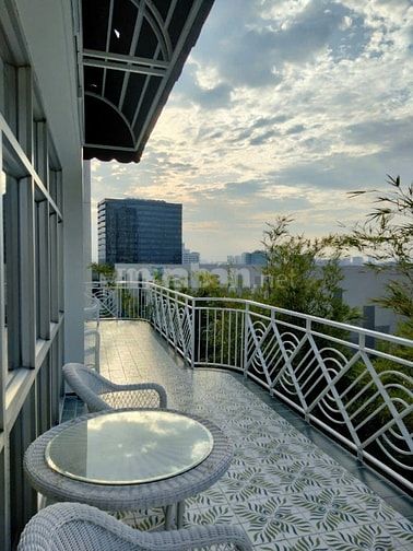 cho thuê căn penthouse  400m2, 5pn, full nội thất cao cấp  giá 85