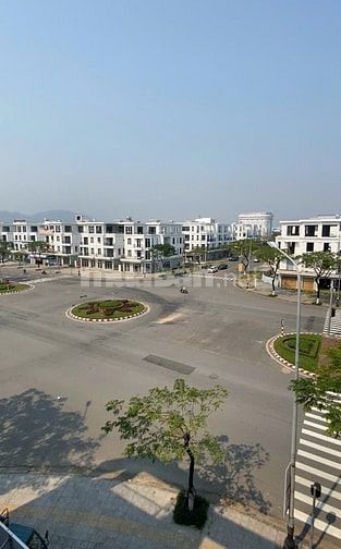 Cho Thuê căn hộ 3 phòng ngủ ngay Biển đường Nguyễn Sinh Sắc Đà Nẵng