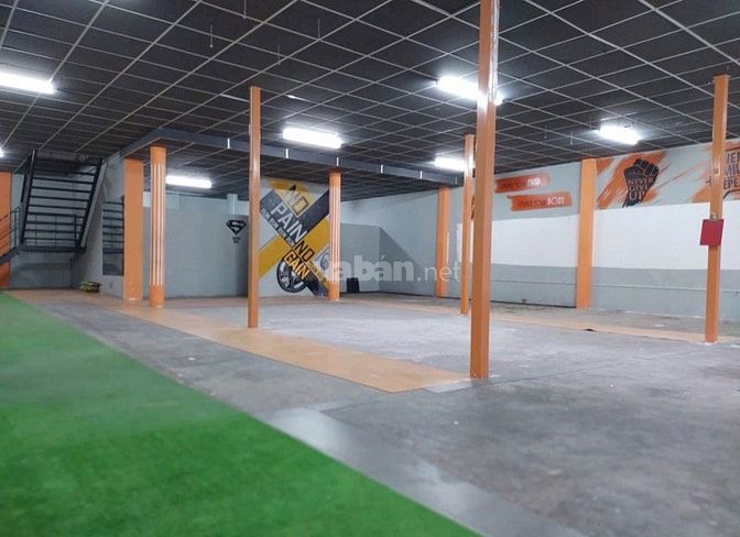 Cho thuê nhà MT đường 35 - Lâm Văn Bền, Q.7, 12 x 25m, tiện làm kho