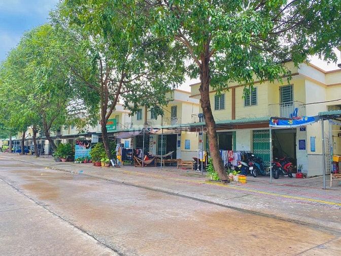 Nhà phố shophouse mặt tiền 16m giá chỉ 11 triệu/m2 ngay trung tâm