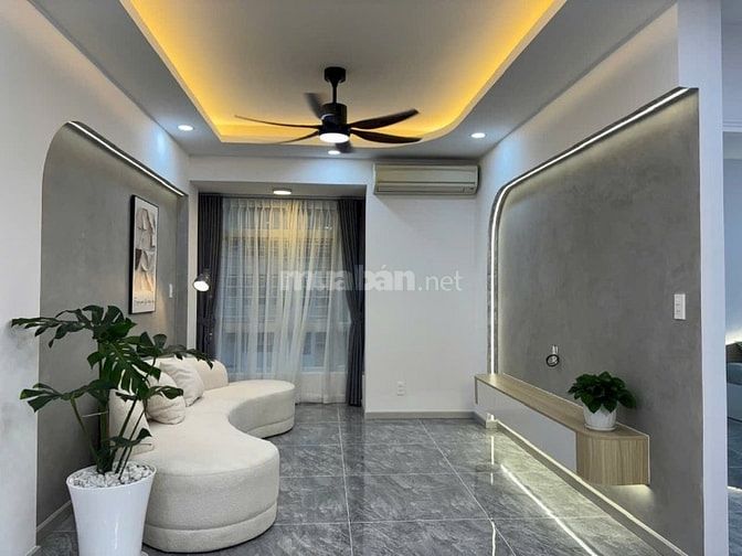 Cần bán căn góc 3 phòng ngủ Sky Garden 1, PMH, Quận 7