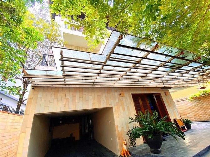 BÁN BIỆT THỰ GIÁ RẺ KĐT VĂN PHÚ. 240M2, MT 12M. ĐƯỜNG 15M. GẦN PHỐ TO