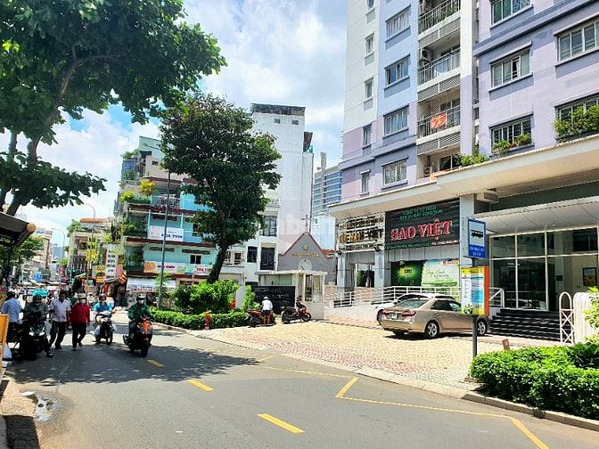 Cho thuê Shophouse căn góc 2MT Nguyễn Phúc Nguyên. DTSD 154m2 có PCCC