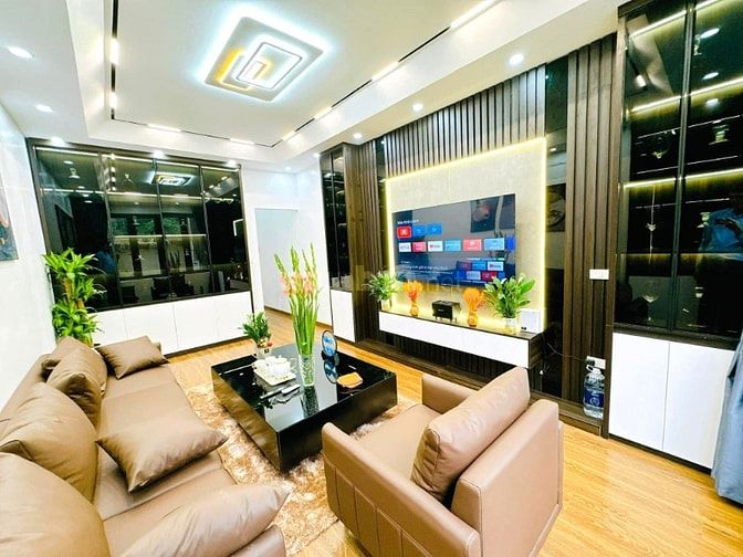 Ngã tư Thái Hà_42m2*4 tầng_10m ra phố 3 ô tô tránh_full nội thất_chỉ 7