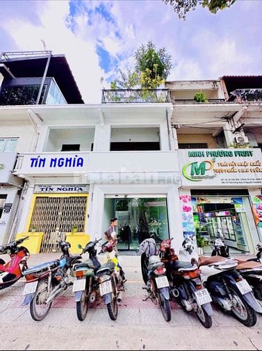 🌷 🌷 🌷 CHO THUÊ NHÀ MẶT TIỀN 11 TRẦN HƯNG ĐẠO - P. NGUYỄN THÁI BÌNH