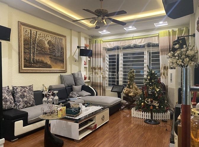 🏆 Siêu Phẩm Trường Chinh, 5 Tầng LÔ GÓC - S 54m²,Giá Nét Chỉ 8.8 Tỷ!