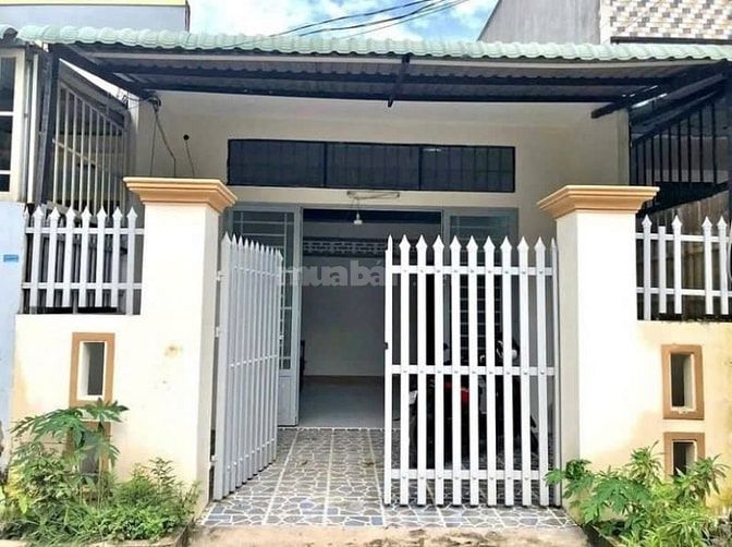 Gấp Bán Gấp Nhà 110m2, Giá 780tr. SHR Tân Thới Nhì.Huyện Hóc Môn !