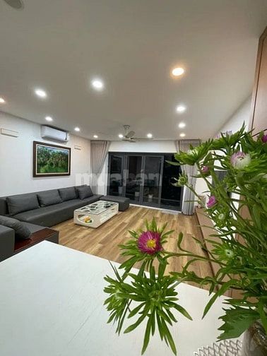 Bán nhà LK Xuân La, Tây Hồ, kinh doanh, garra, thang máy, 86m2, 25.6tỷ