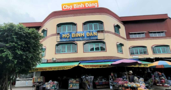 Bán nhà MT chợ Bình Đáng, p. Bình Hòa, 100m2, 5ty2 tl, buôn bán kinh doanh rất tốt, shr, hỗ trợ vay