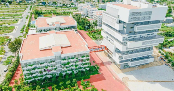 Bảng Hàng FPT City Tháng 10 . Đất nền Biệt Thự View Sông LH: 0905 777 *** Trường FPT